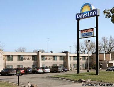 Days Inn By Wyndham St Cloud Saint Cloud Exterior foto